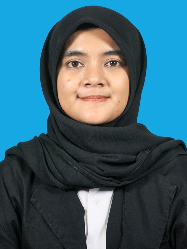 Bulan Indah Dini Hari Nenda Saputri